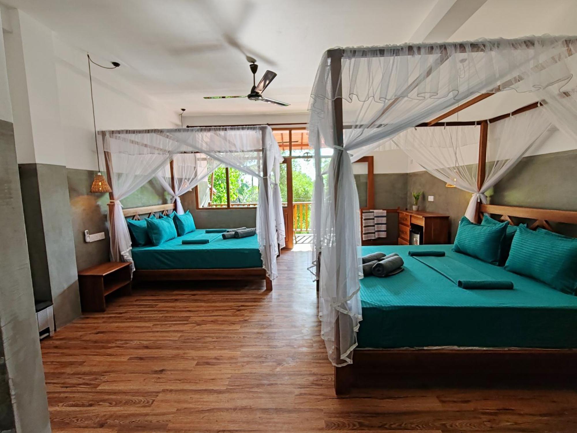 The Jungle View Hotell Mirissa Exteriör bild